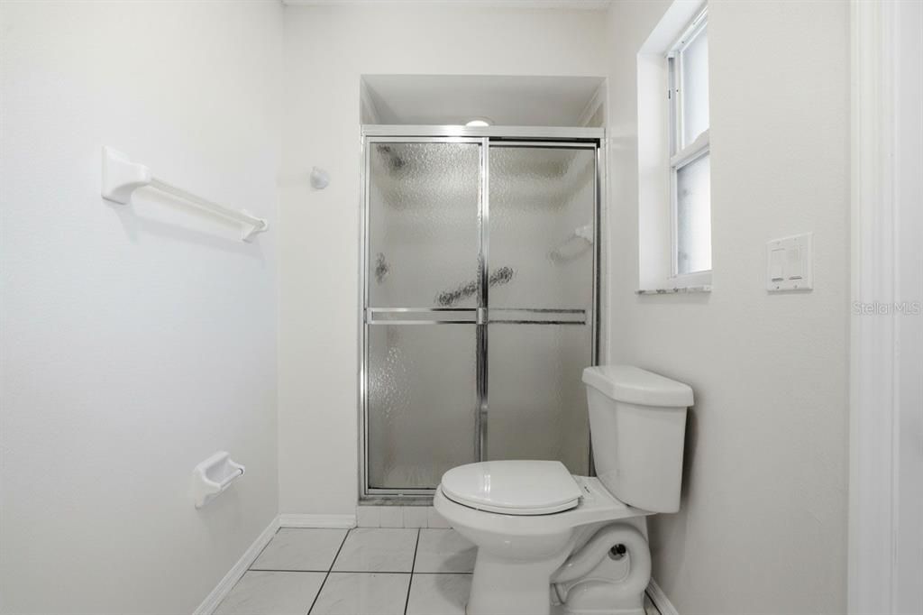 На продажу: $319,000 (3 спален, 2 ванн, 1735 Квадратных фут)