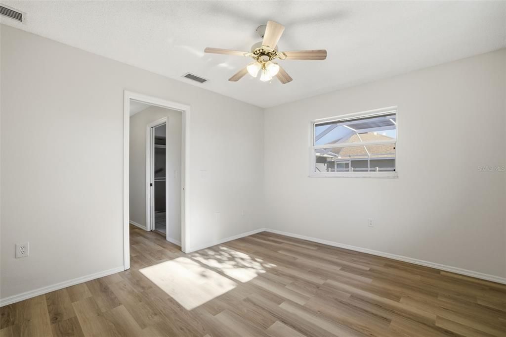 На продажу: $319,000 (3 спален, 2 ванн, 1735 Квадратных фут)