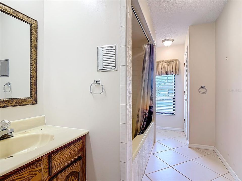 待售: $595,000 (4 贝兹, 2 浴室, 3336 平方英尺)