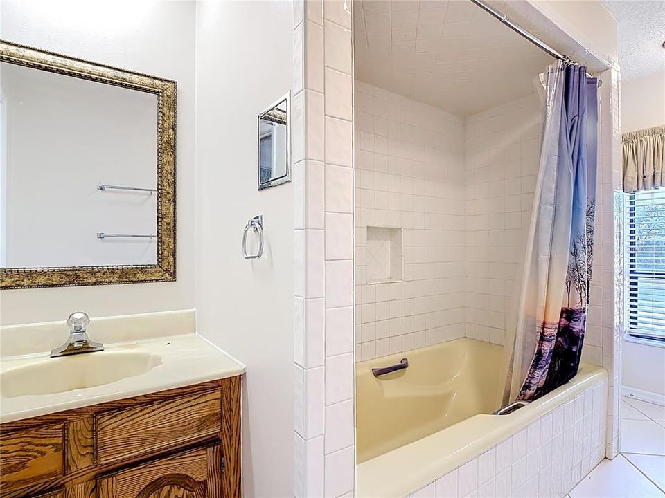 待售: $595,000 (4 贝兹, 2 浴室, 3336 平方英尺)