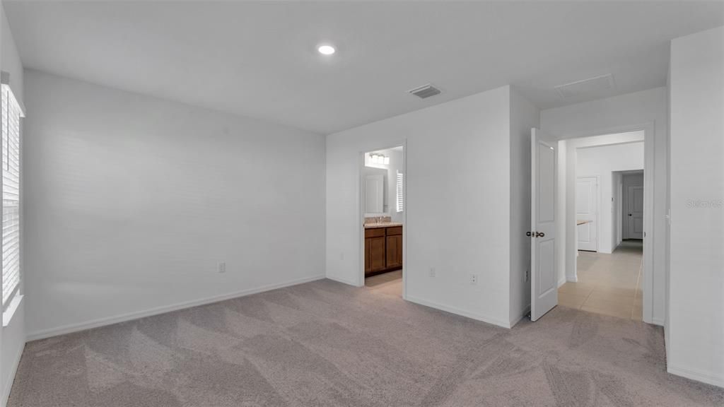 For Rent: $1,800 (3 beds, 2 baths, 1511 Square Feet)