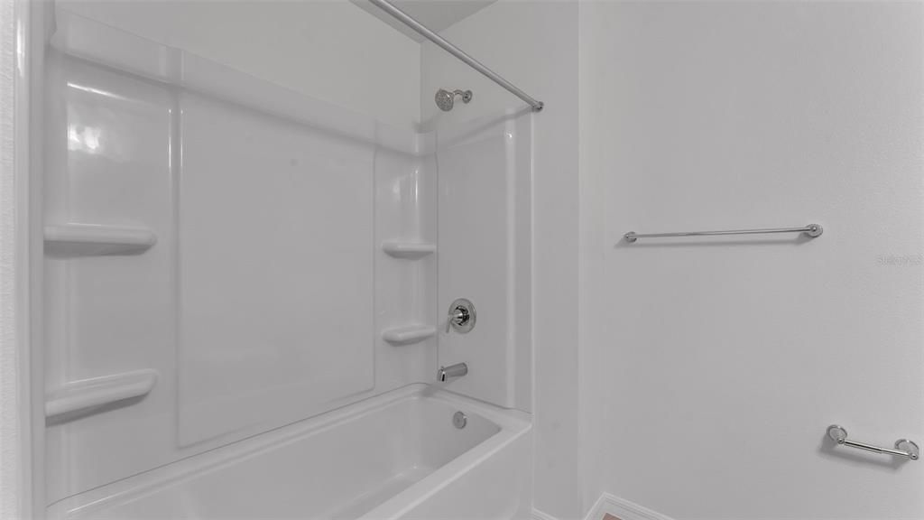 For Rent: $1,800 (3 beds, 2 baths, 1511 Square Feet)