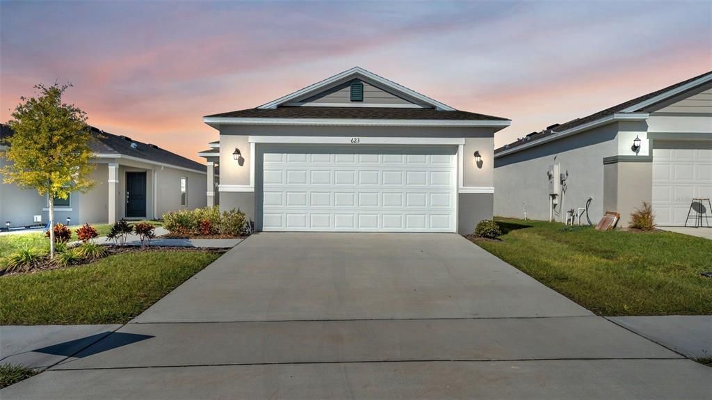 For Rent: $1,800 (3 beds, 2 baths, 1511 Square Feet)