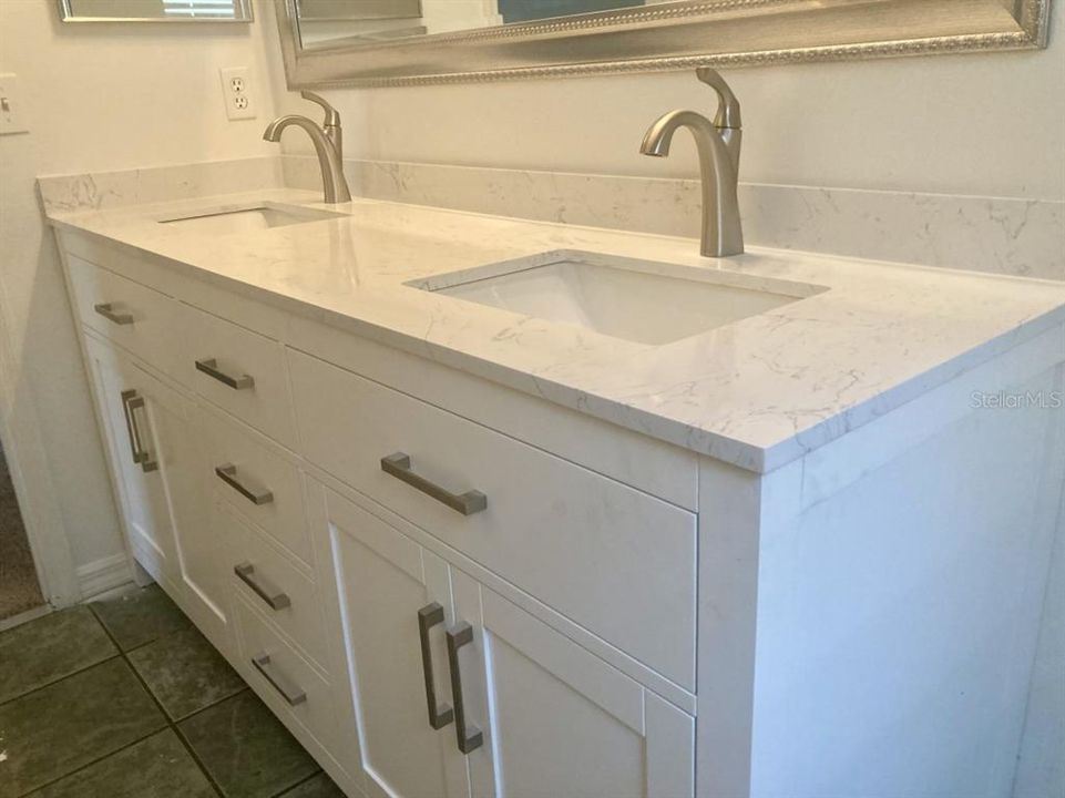 For Sale: $475,000 (3 beds, 2 baths, 1846 Square Feet)