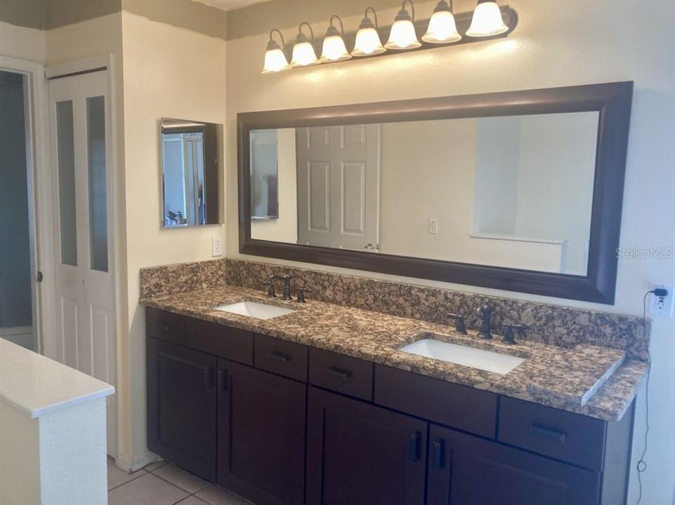 For Sale: $475,000 (3 beds, 2 baths, 1846 Square Feet)