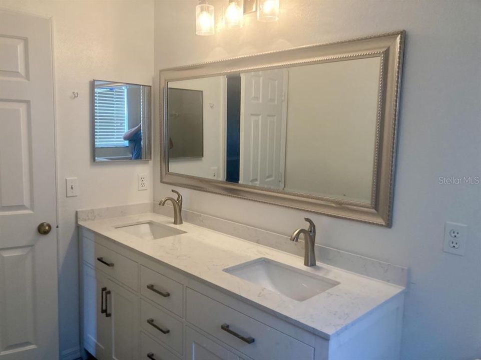 For Sale: $475,000 (3 beds, 2 baths, 1846 Square Feet)