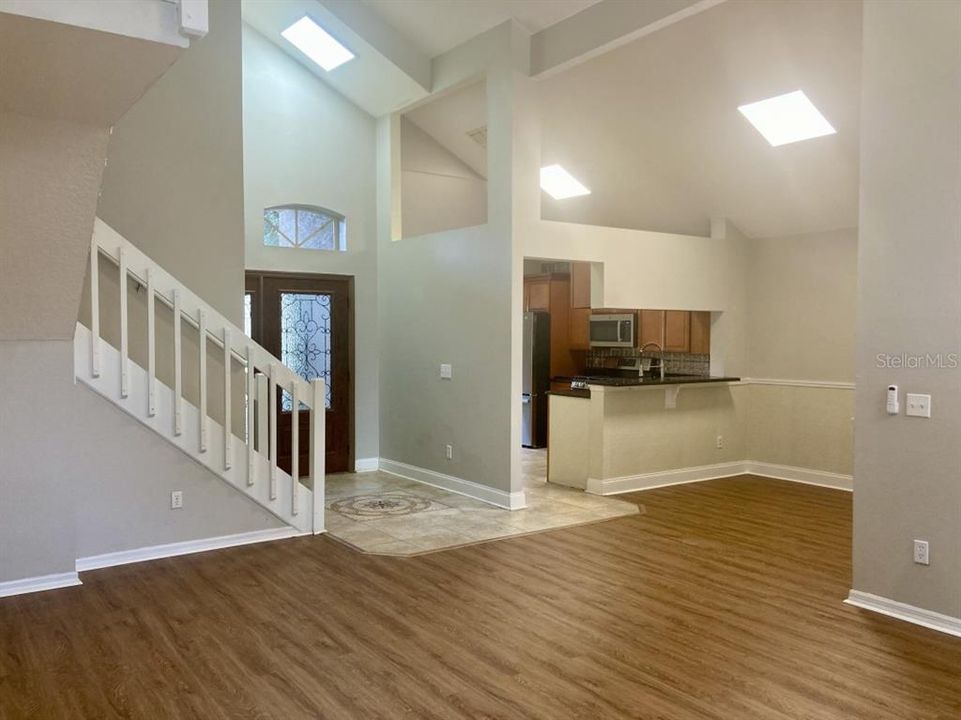 For Sale: $475,000 (3 beds, 2 baths, 1846 Square Feet)