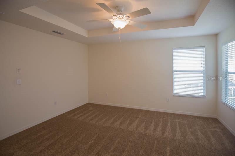 For Rent: $2,100 (3 beds, 2 baths, 1596 Square Feet)