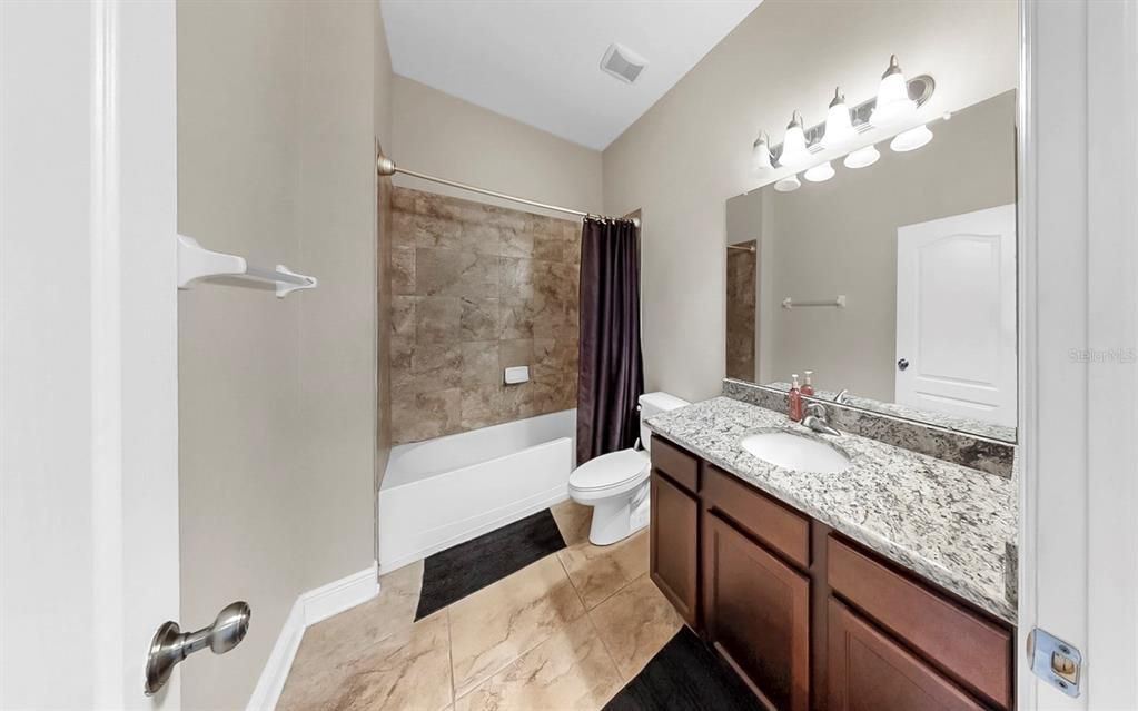 待售: $549,900 (4 贝兹, 3 浴室, 3468 平方英尺)