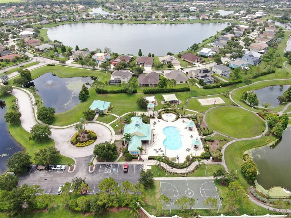 待售: $549,900 (4 贝兹, 3 浴室, 3468 平方英尺)