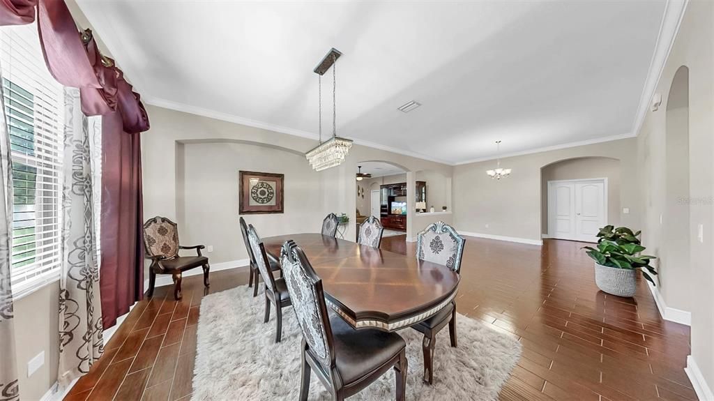 待售: $549,900 (4 贝兹, 3 浴室, 3468 平方英尺)