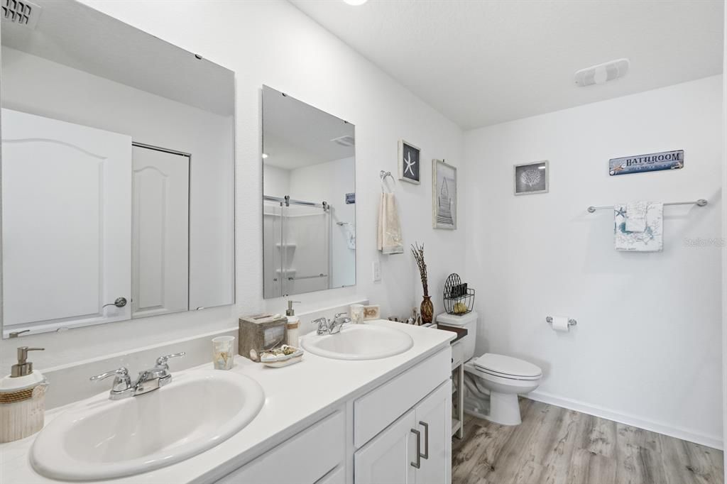 待售: $345,000 (3 贝兹, 2 浴室, 1655 平方英尺)