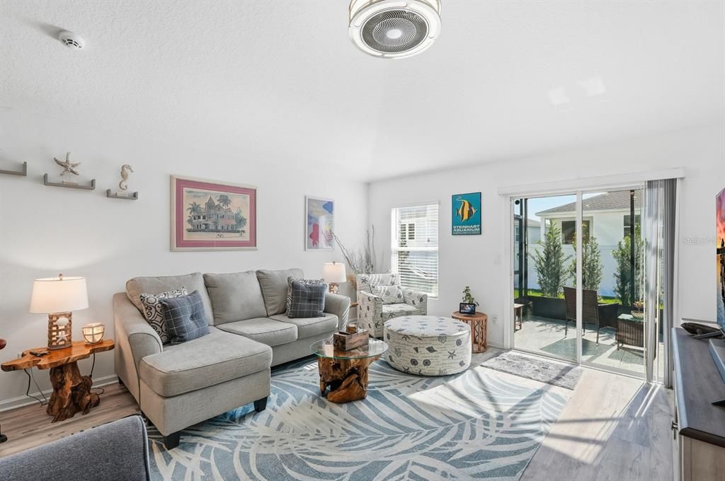 待售: $345,000 (3 贝兹, 2 浴室, 1655 平方英尺)