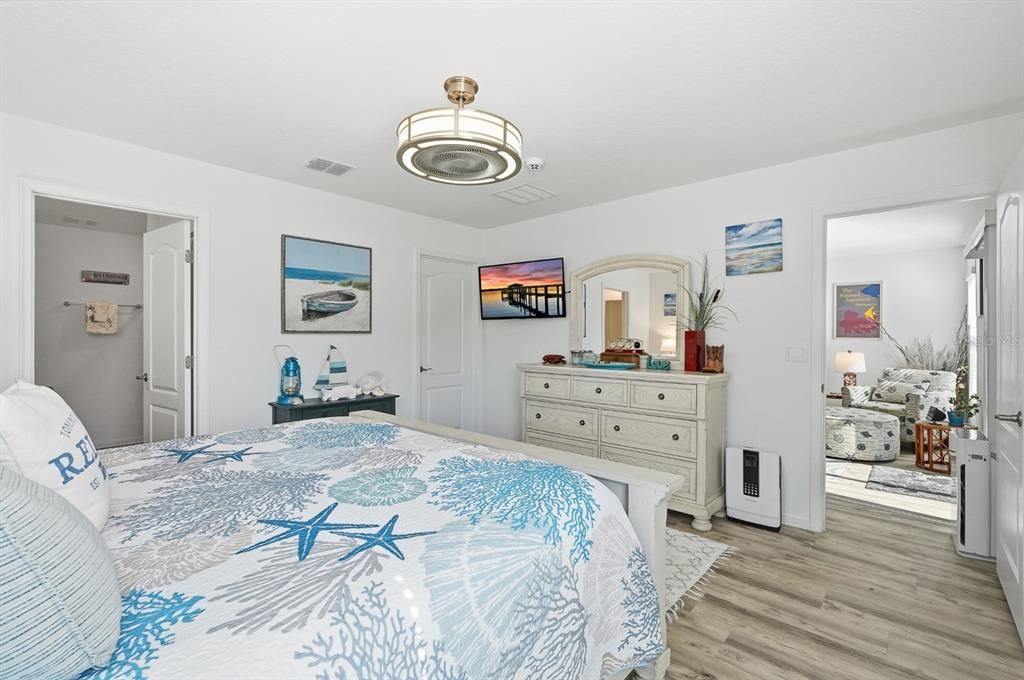 待售: $345,000 (3 贝兹, 2 浴室, 1655 平方英尺)