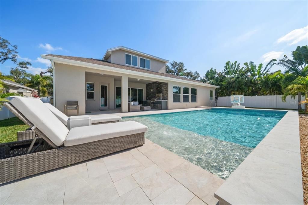 Active With Contract: $1,500,000 (4 beds, 4 baths, 3624 Square Feet)