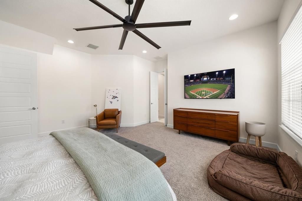 Active With Contract: $1,500,000 (4 beds, 4 baths, 3624 Square Feet)