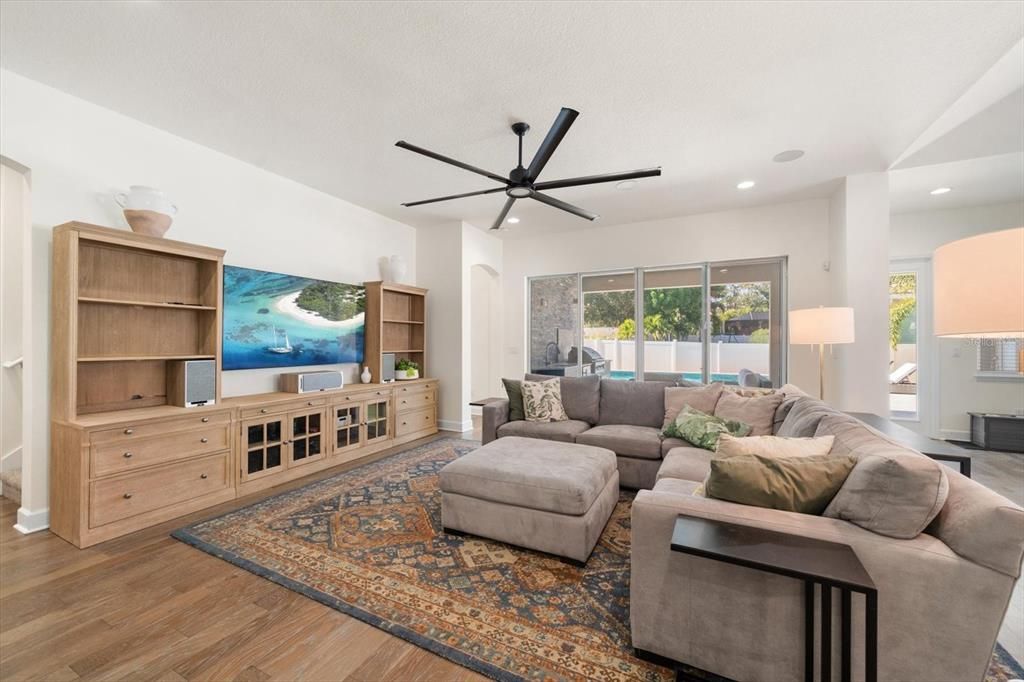 Active With Contract: $1,500,000 (4 beds, 4 baths, 3624 Square Feet)