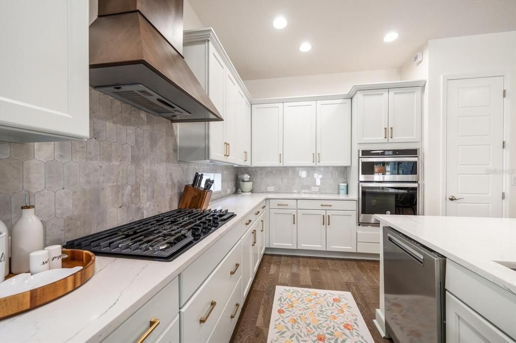 Active With Contract: $1,500,000 (4 beds, 4 baths, 3624 Square Feet)