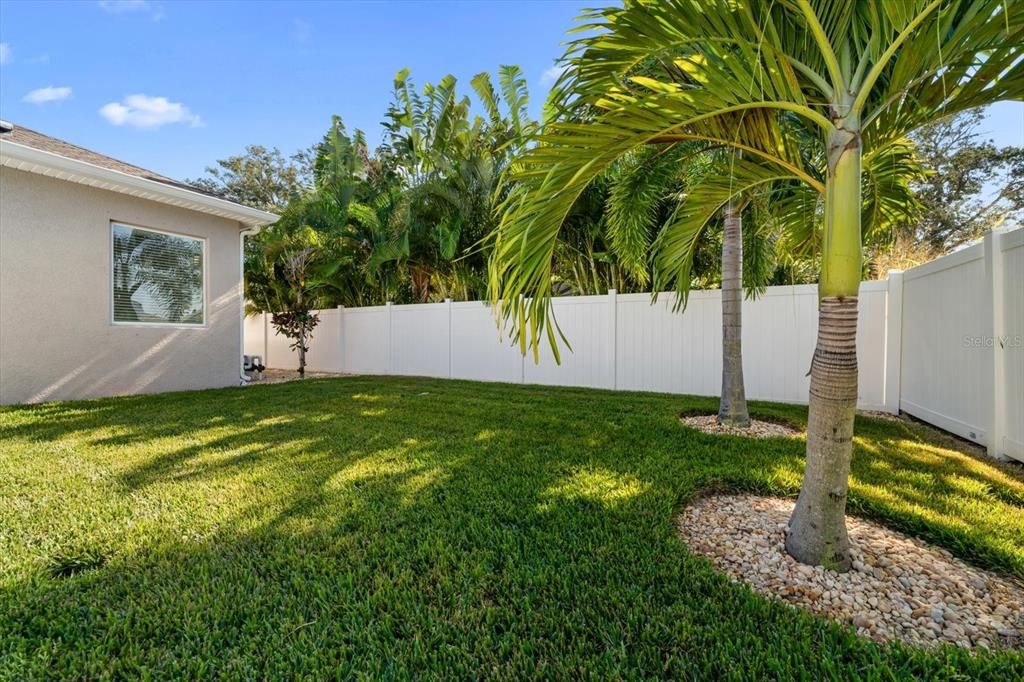 Active With Contract: $1,500,000 (4 beds, 4 baths, 3624 Square Feet)