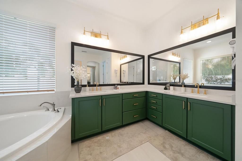 Active With Contract: $1,500,000 (4 beds, 4 baths, 3624 Square Feet)