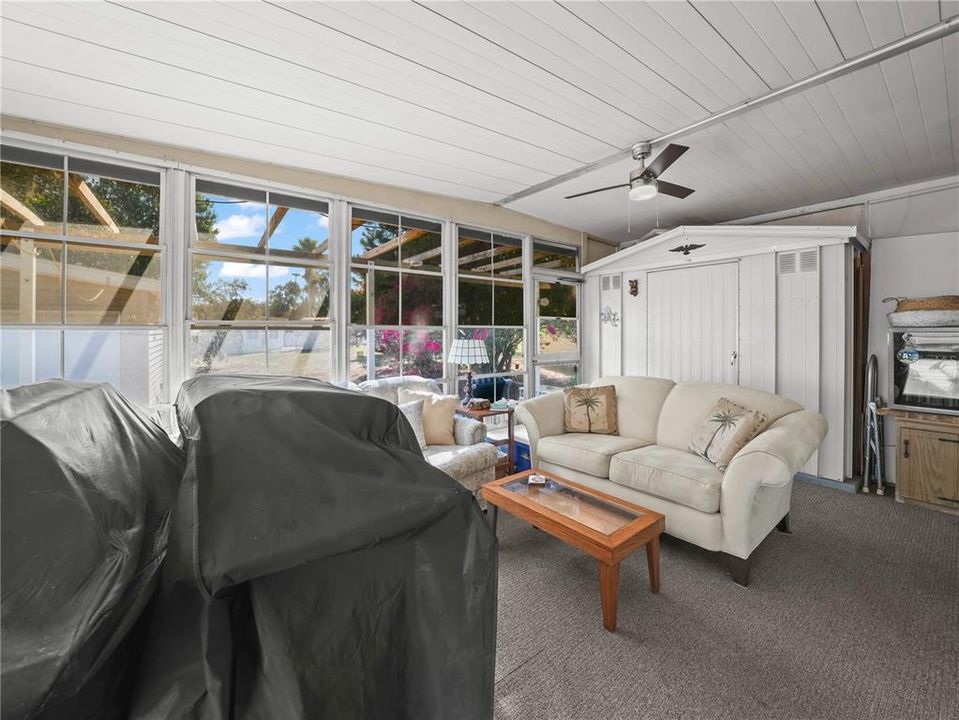 待售: $119,200 (2 贝兹, 1 浴室, 720 平方英尺)