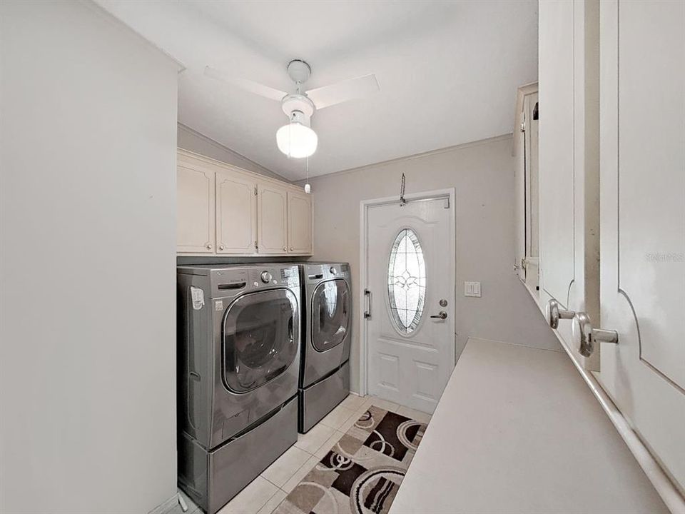 待售: $229,900 (2 贝兹, 2 浴室, 1404 平方英尺)