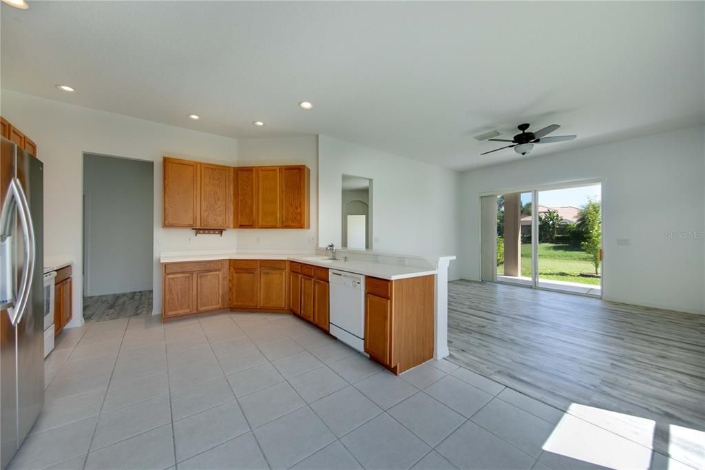 For Rent: $3,500 (4 beds, 2 baths, 2198 Square Feet)