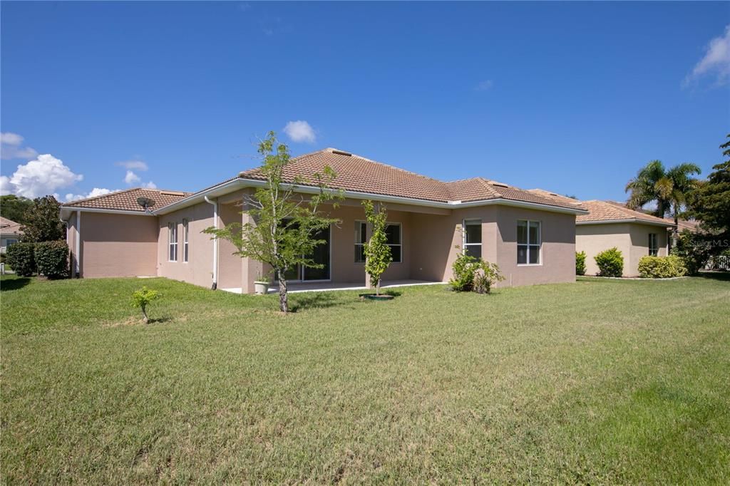 For Rent: $3,500 (4 beds, 2 baths, 2198 Square Feet)