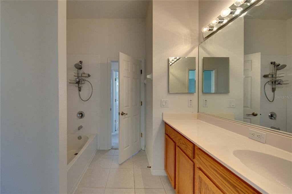 For Rent: $3,500 (4 beds, 2 baths, 2198 Square Feet)