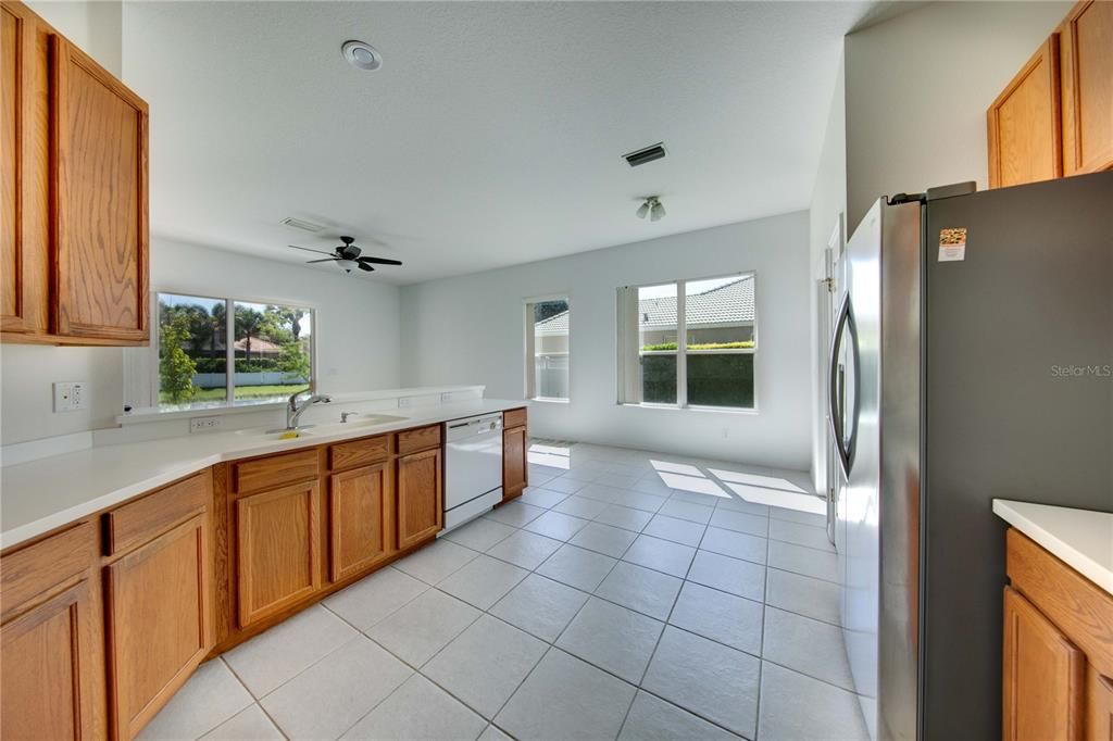 For Rent: $3,500 (4 beds, 2 baths, 2198 Square Feet)