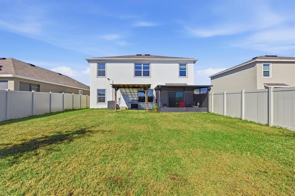 For Sale: $489,000 (5 beds, 3 baths, 2605 Square Feet)