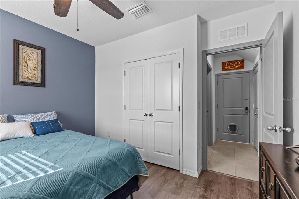 For Sale: $489,000 (5 beds, 3 baths, 2605 Square Feet)