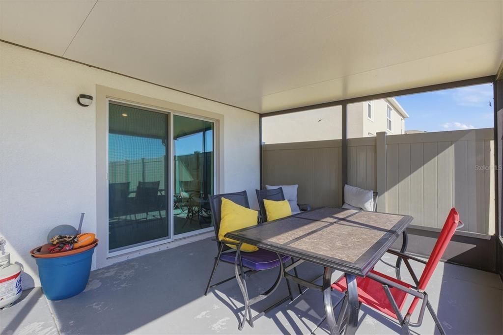 For Sale: $489,000 (5 beds, 3 baths, 2605 Square Feet)