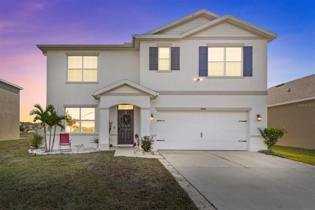 For Sale: $489,000 (5 beds, 3 baths, 2605 Square Feet)