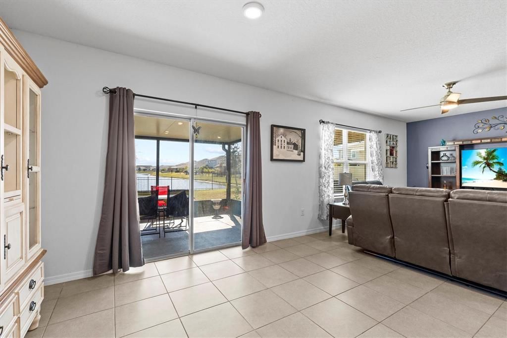 For Sale: $489,000 (5 beds, 3 baths, 2605 Square Feet)