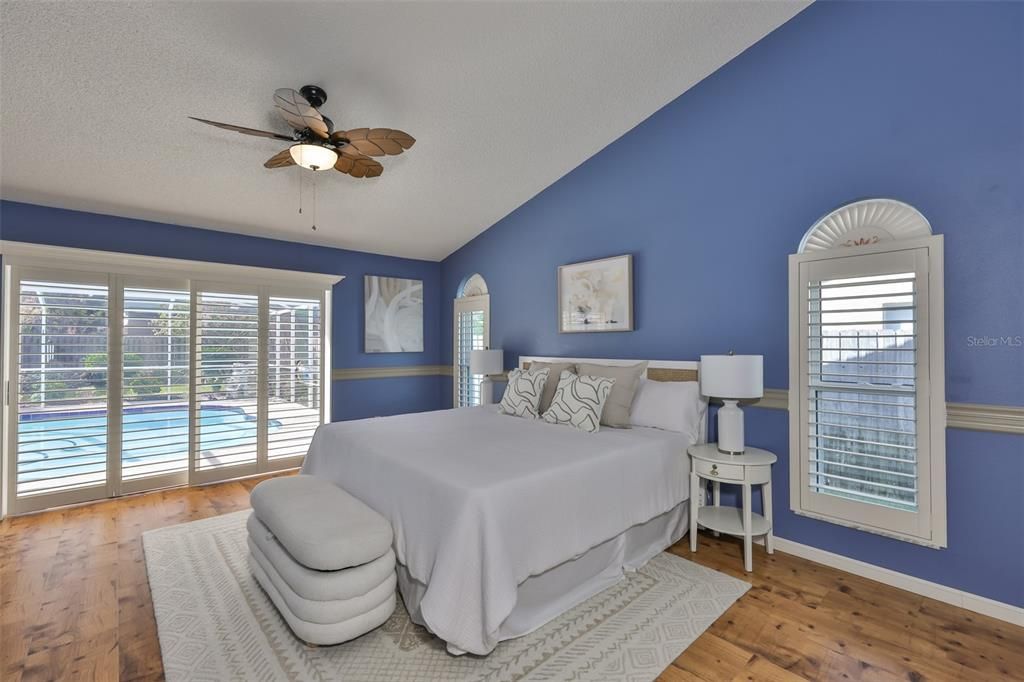 Active With Contract: $555,000 (4 beds, 2 baths, 1886 Square Feet)