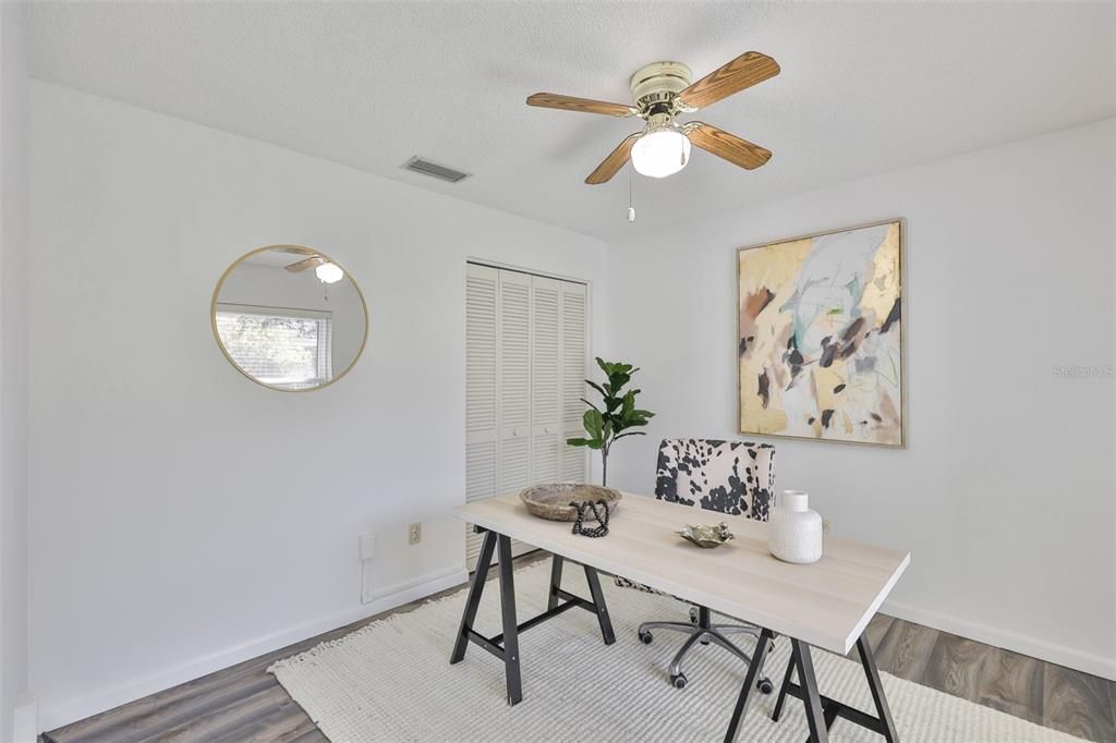Active With Contract: $555,000 (4 beds, 2 baths, 1886 Square Feet)
