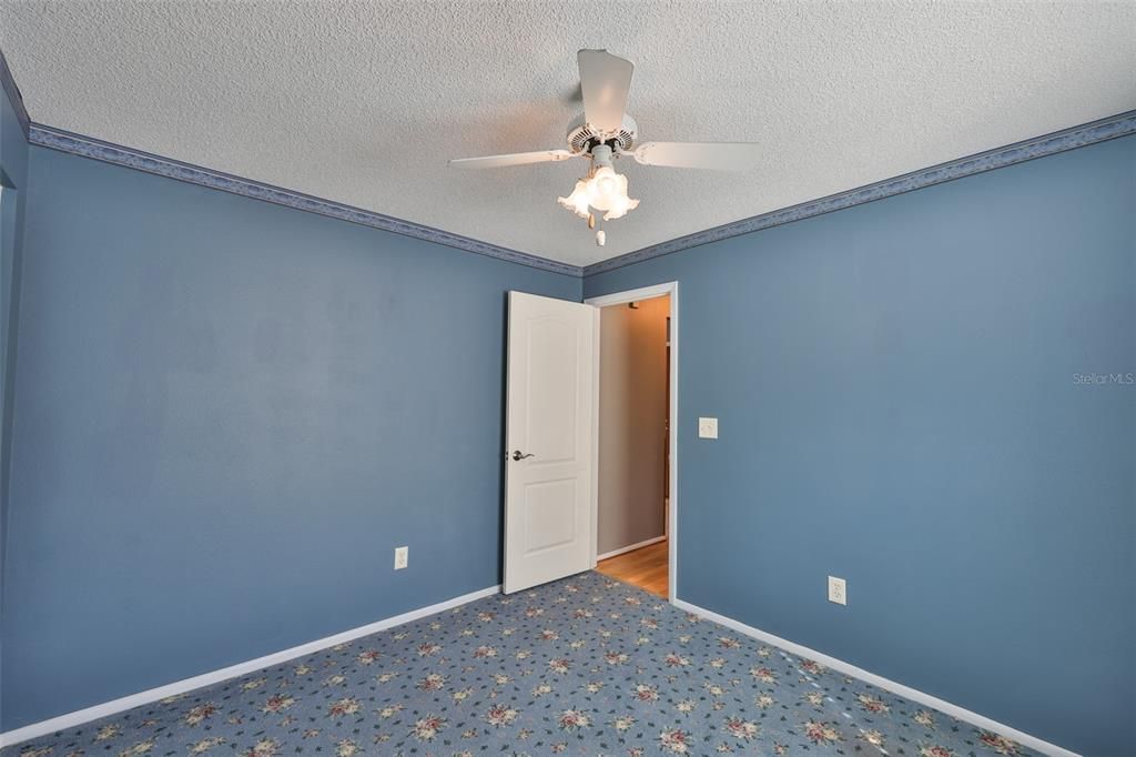 Active With Contract: $555,000 (4 beds, 2 baths, 1886 Square Feet)