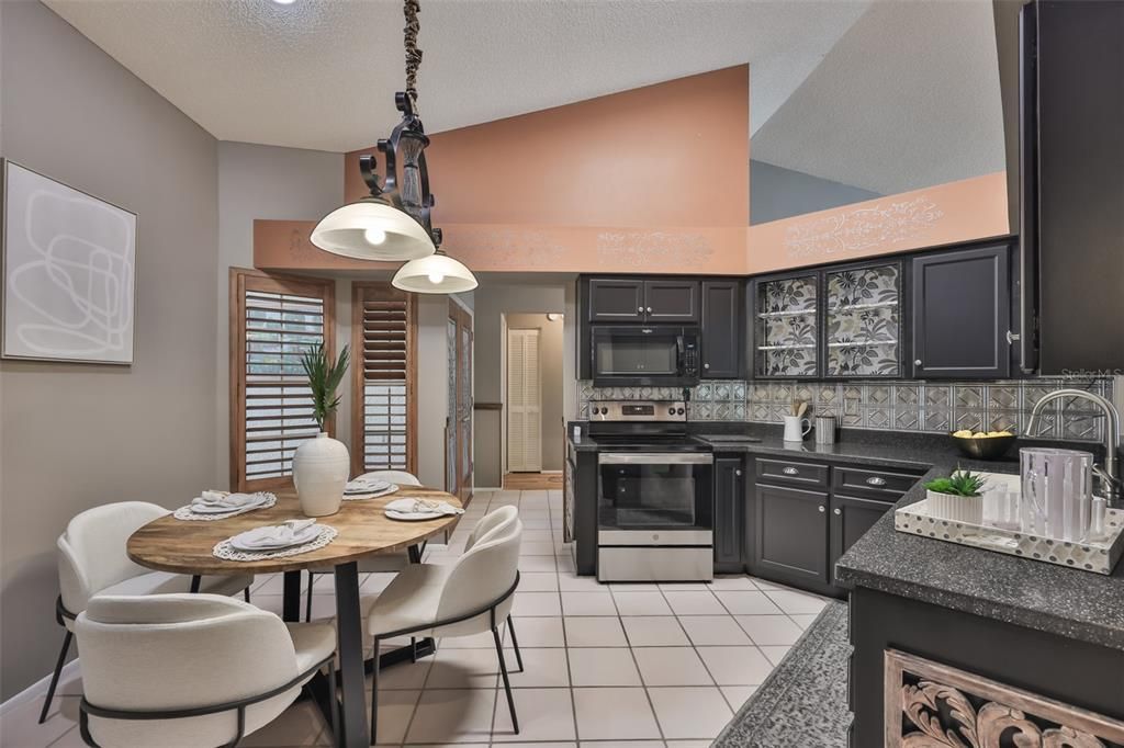 Active With Contract: $555,000 (4 beds, 2 baths, 1886 Square Feet)