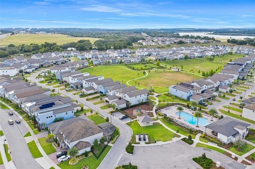 For Rent: $2,600 (3 beds, 2 baths, 1838 Square Feet)