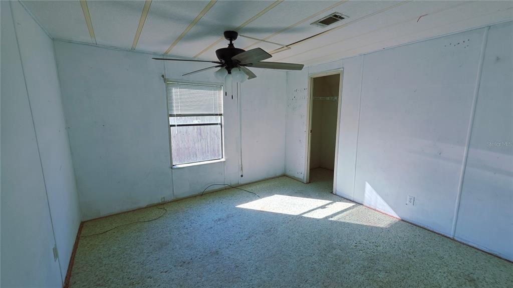 For Sale: $115,000 (2 beds, 2 baths, 1012 Square Feet)