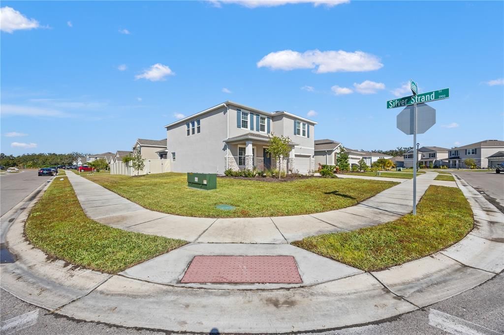 En Venta: $525,000 (4 camas, 3 baños, 3360 Pies cuadrados)