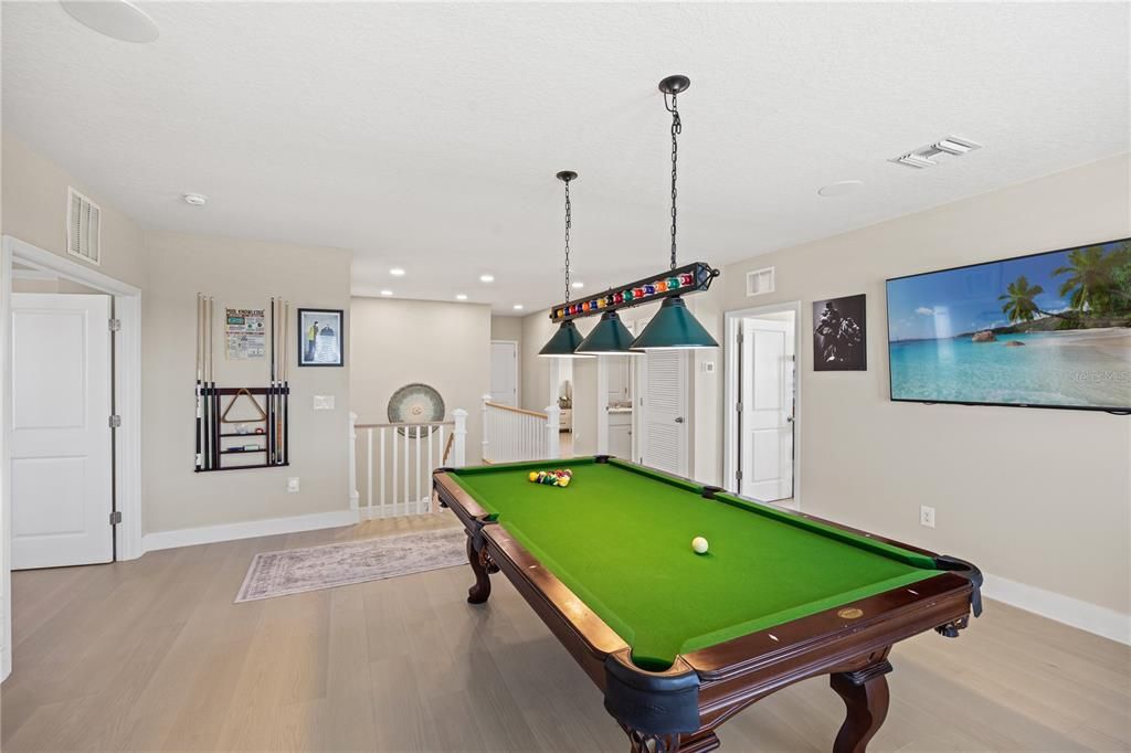 En Venta: $525,000 (4 camas, 3 baños, 3360 Pies cuadrados)