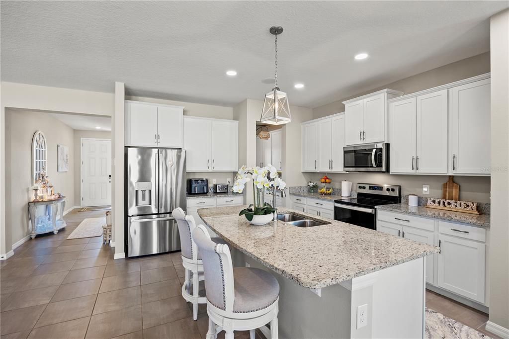 En Venta: $525,000 (4 camas, 3 baños, 3360 Pies cuadrados)