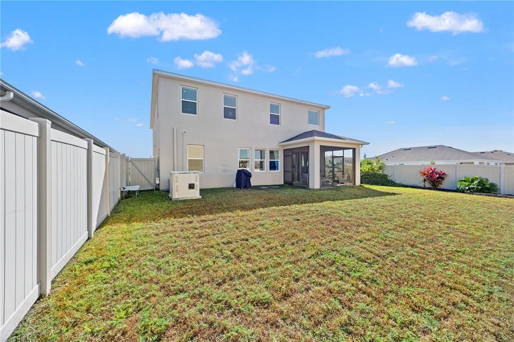 En Venta: $525,000 (4 camas, 3 baños, 3360 Pies cuadrados)