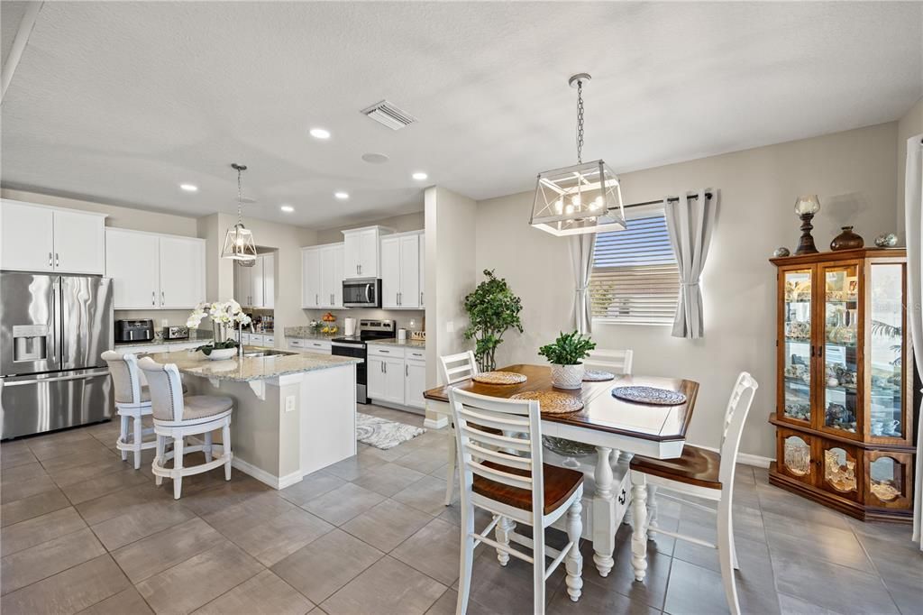 En Venta: $525,000 (4 camas, 3 baños, 3360 Pies cuadrados)