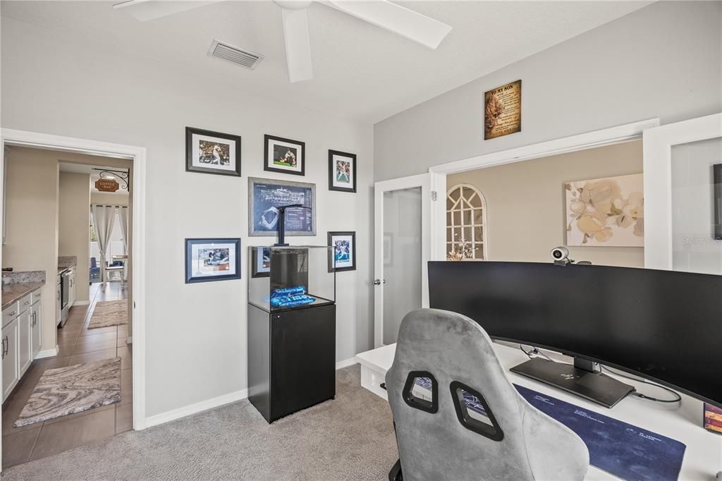 En Venta: $525,000 (4 camas, 3 baños, 3360 Pies cuadrados)