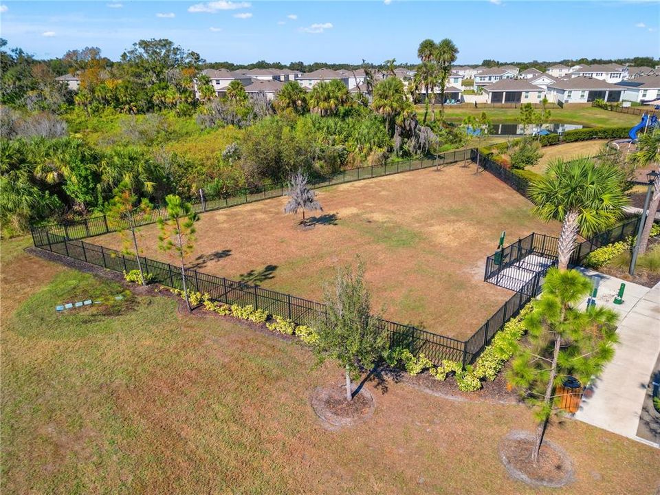 En Venta: $525,000 (4 camas, 3 baños, 3360 Pies cuadrados)