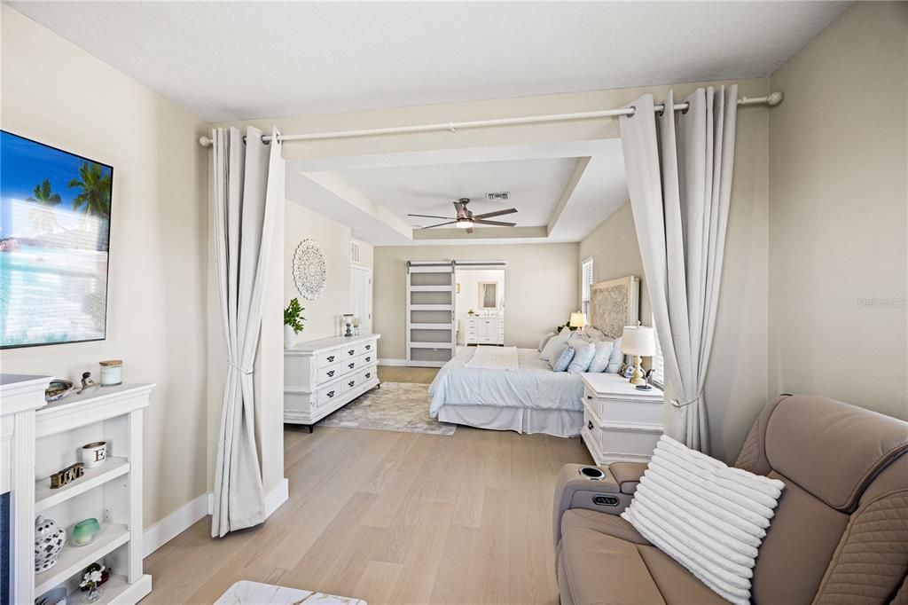 En Venta: $525,000 (4 camas, 3 baños, 3360 Pies cuadrados)