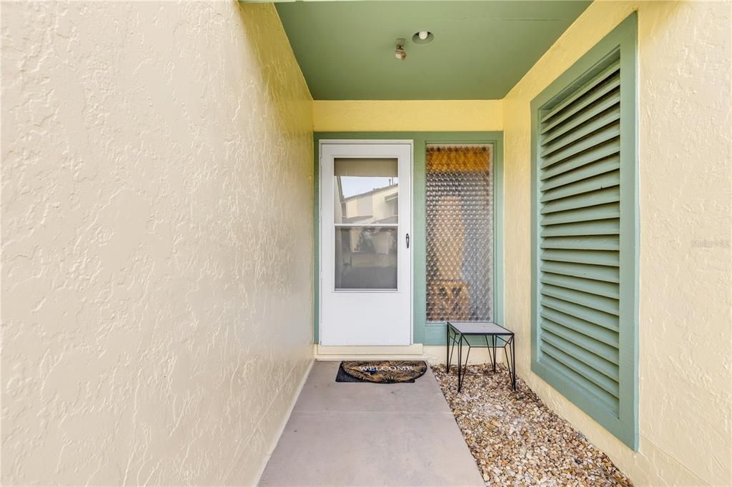 На продажу: $215,000 (2 спален, 2 ванн, 1244 Квадратных фут)